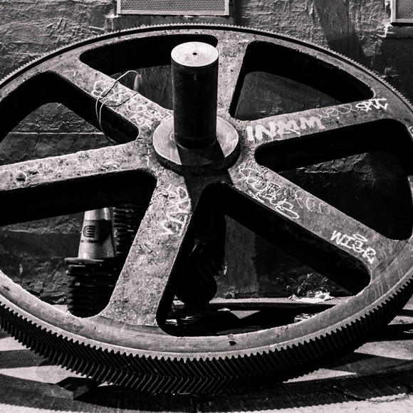 Meet your Posher, Mark - Picture 1 of 1